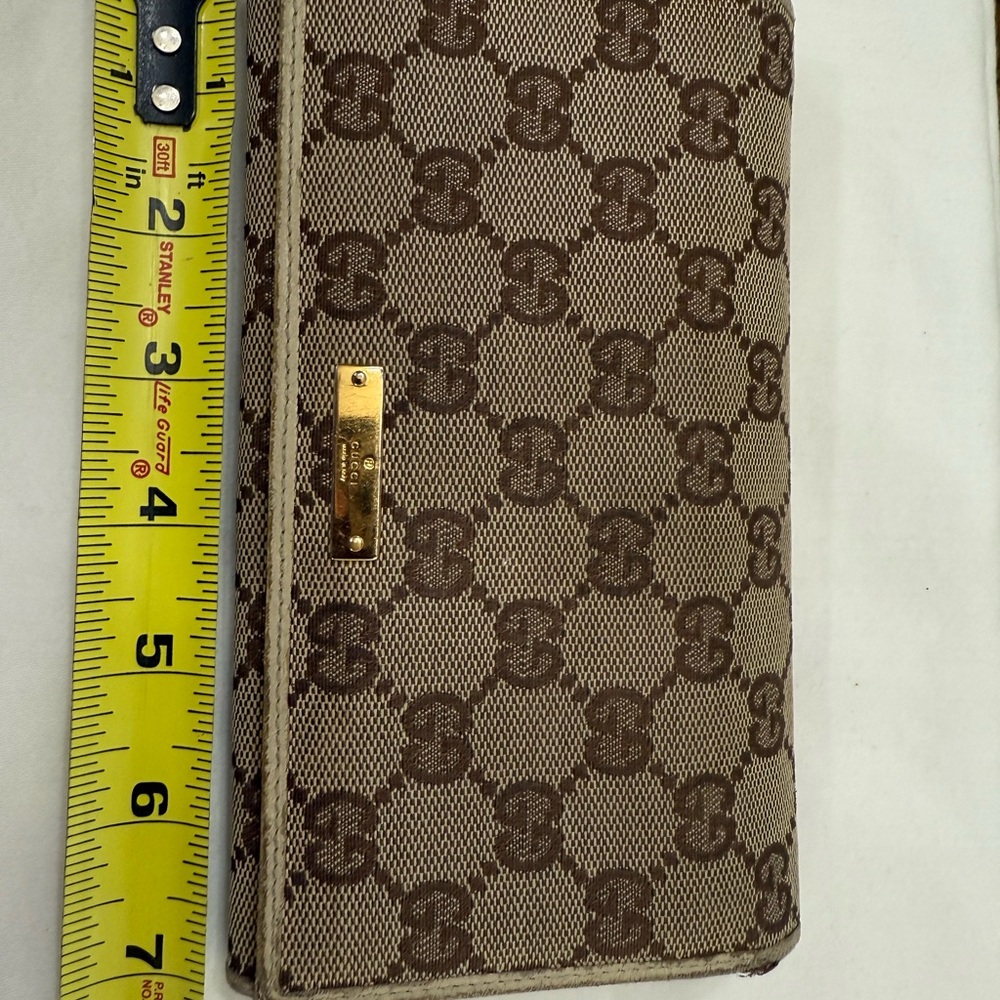 Gucci Bifold Wallet 7” X 4” - Picture 7 of 10